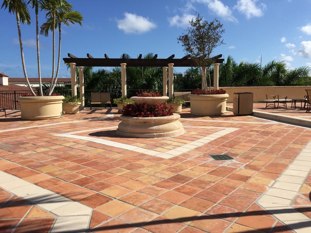 Lyx Suites At Merrick Park In Coral Gables Eksteriør bilde