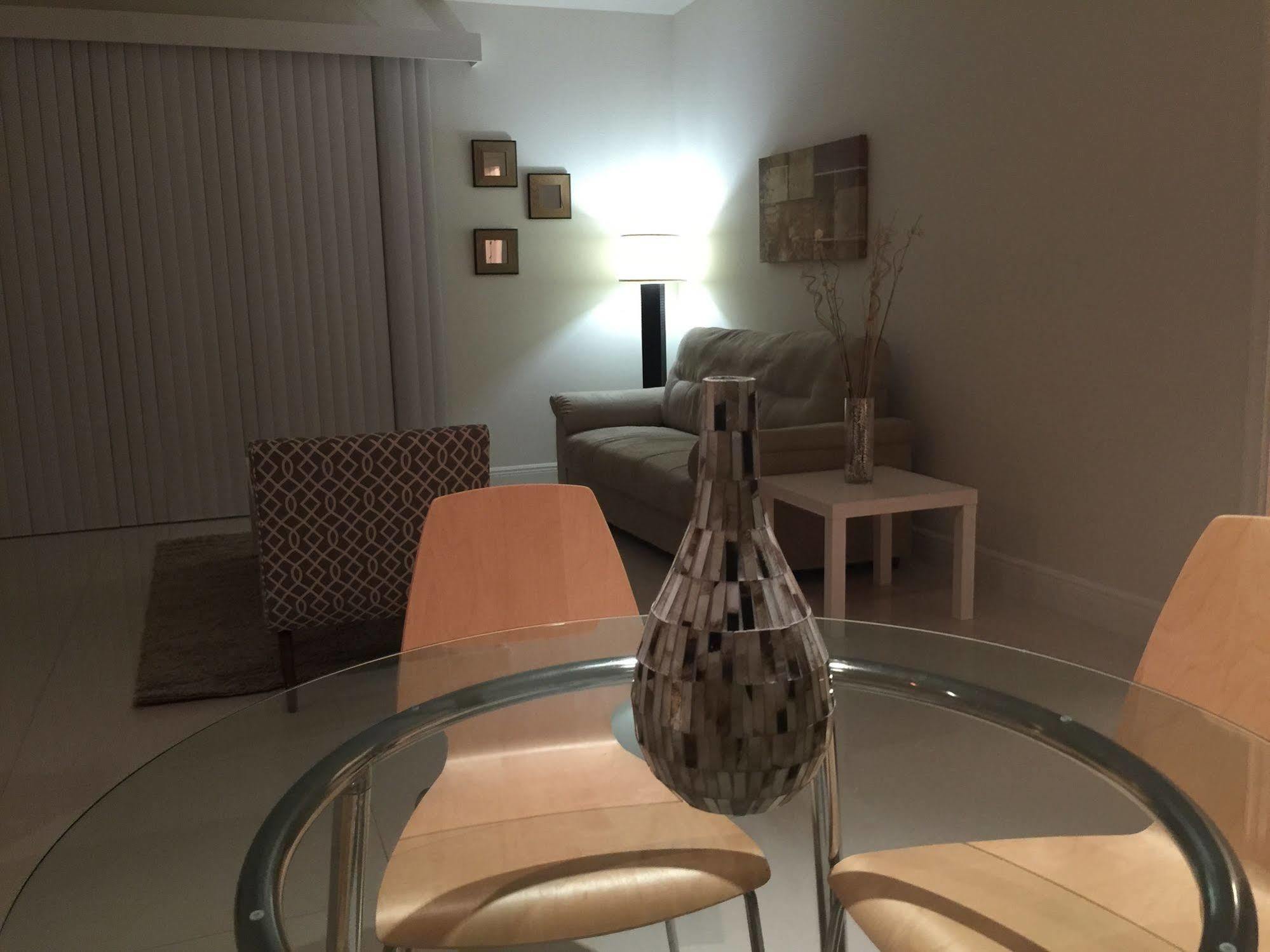 Lyx Suites At Merrick Park In Coral Gables Eksteriør bilde