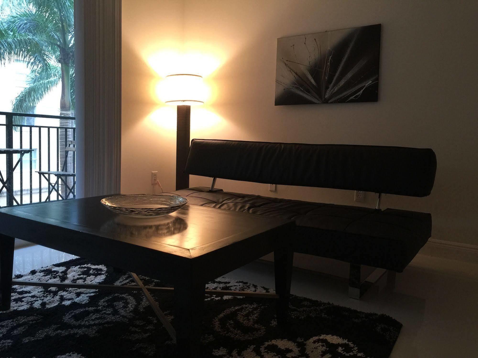 Lyx Suites At Merrick Park In Coral Gables Eksteriør bilde
